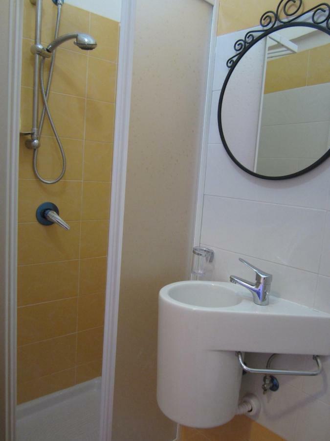 Appartamento Velia ซาแลร์โน ภายนอก รูปภาพ