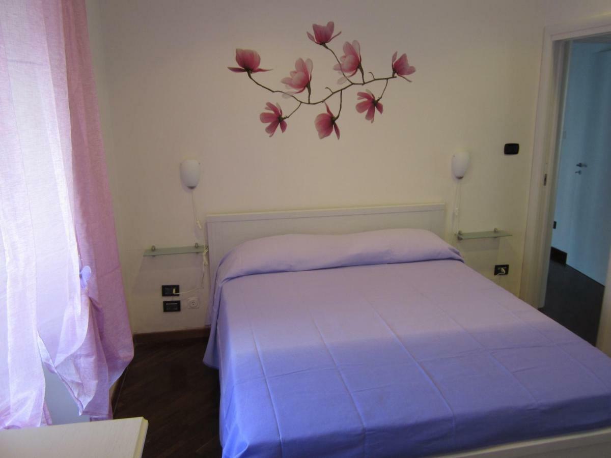 Appartamento Velia ซาแลร์โน ภายนอก รูปภาพ