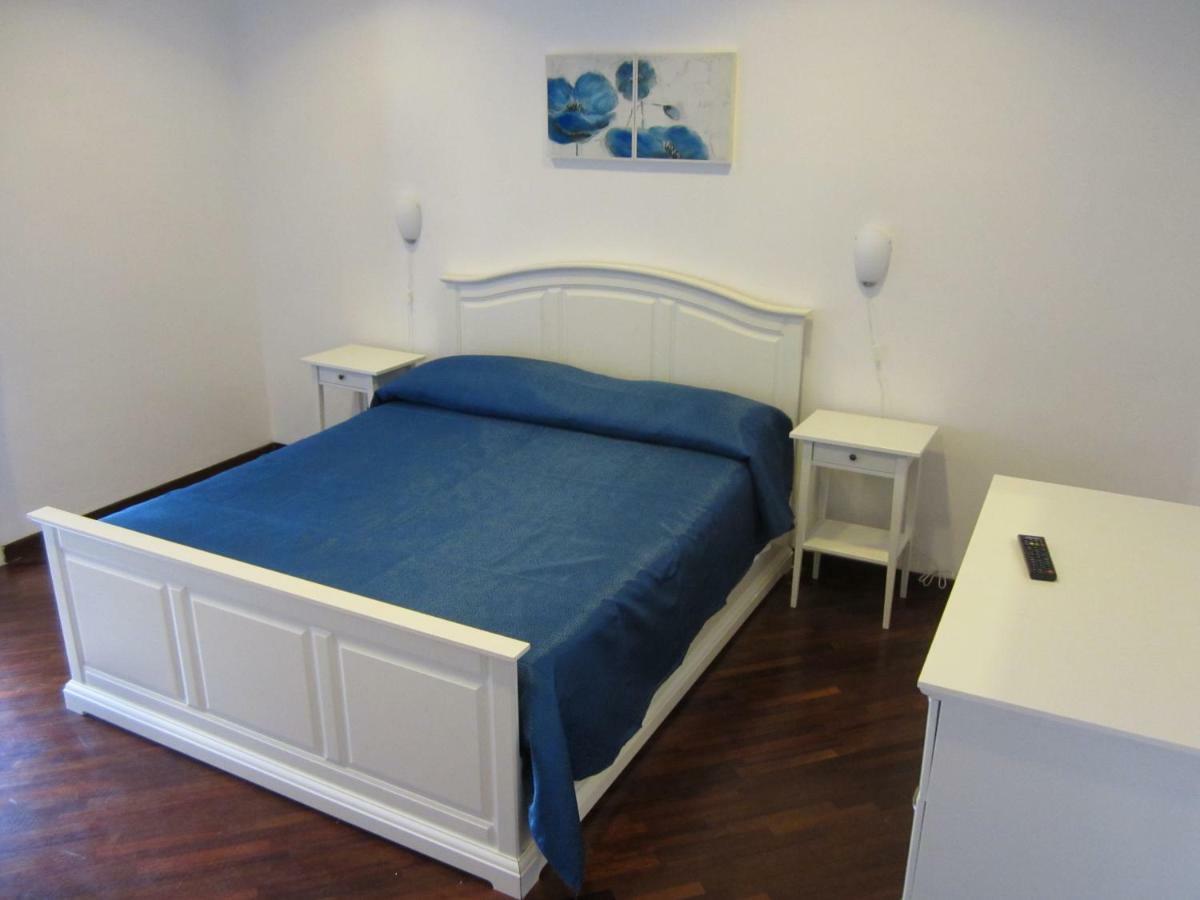 Appartamento Velia ซาแลร์โน ภายนอก รูปภาพ