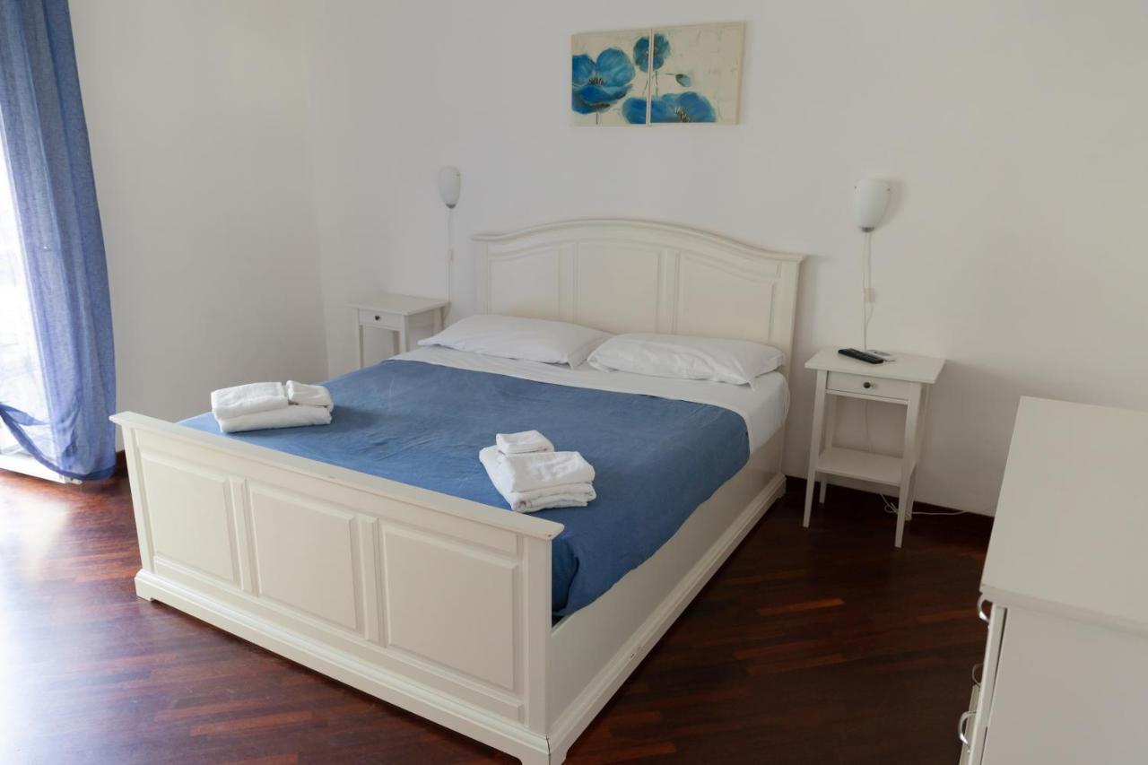 Appartamento Velia ซาแลร์โน ภายนอก รูปภาพ