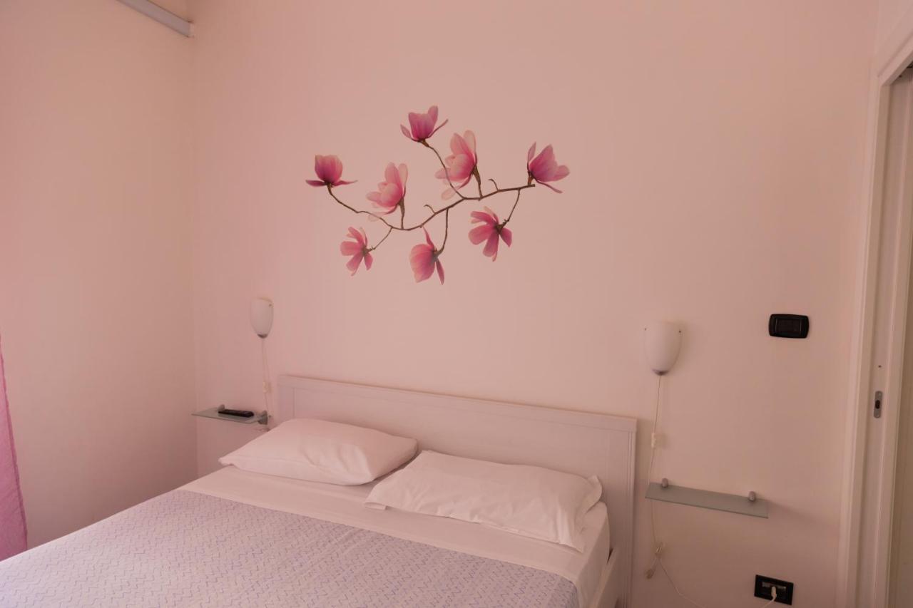 Appartamento Velia ซาแลร์โน ภายนอก รูปภาพ