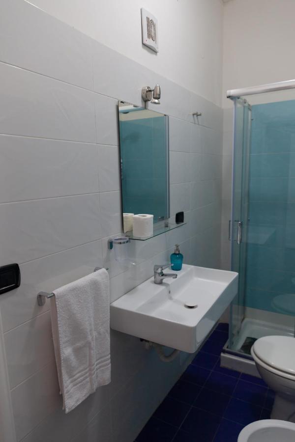 Appartamento Velia ซาแลร์โน ภายนอก รูปภาพ